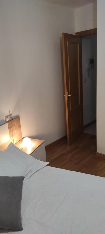 Apartamento Vacacional באיונה מראה חיצוני תמונה